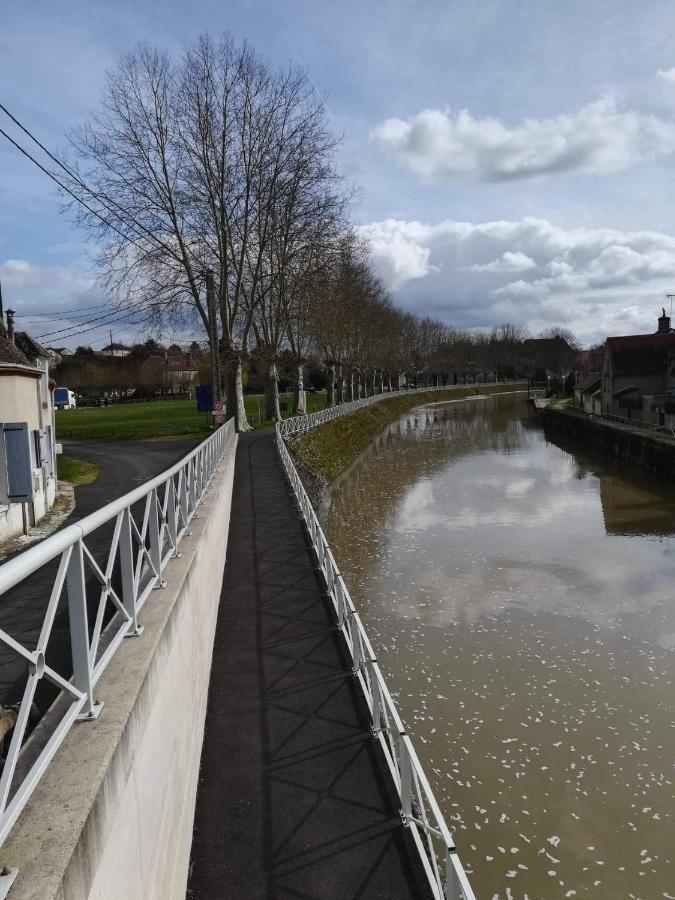 Le Loft Montargis Gien Maison De Ville Sainte-Geneviève-des-Bois Esterno foto